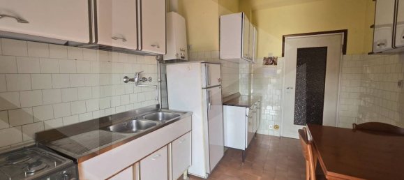 Квартира с 3 комнатами в Милан, Италия № 241988 8