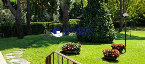 7 chambres Villa à Massa, Italy No. 116725 3