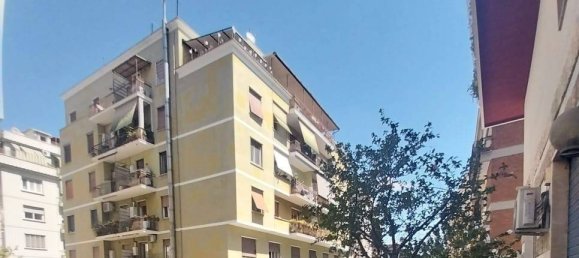 1 bedroom Apartment in Rome, Italy No. 292170 3