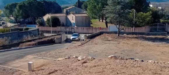 453m² Land in Cessenon-sur-Orb, France No. 111577 2