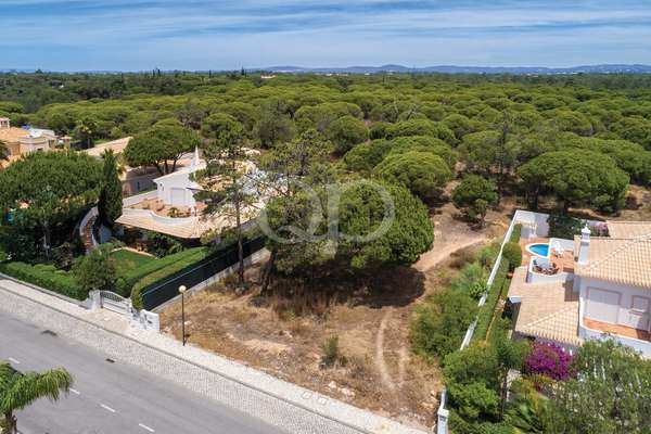 Terrain à Almancil, Portugal 241m² No. 109127