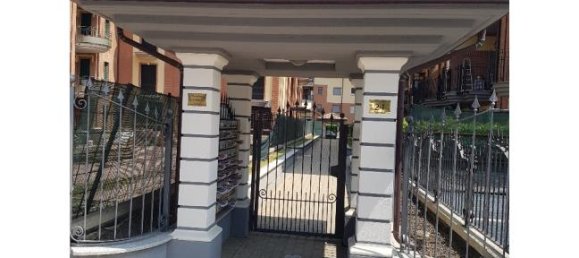 4 rooms Apartment in Orbassano, Italy No. 253765 2