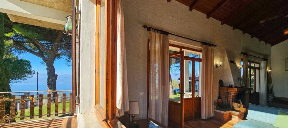 4 chambres Villa à San Zeno di Montagna, Italy No. 13311 4