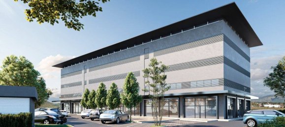 93m² Office in Sarrola-Carcopino, France No. 92007 2