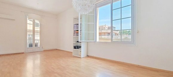 4 bedrooms Apartment in Perpignan, France No. 318303 3