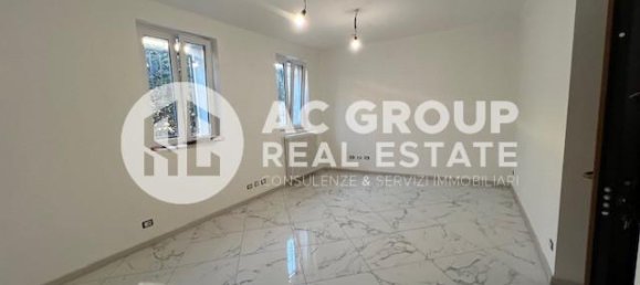 3غرفة شقة في Rovello Porro, Italy رقم 135077 3