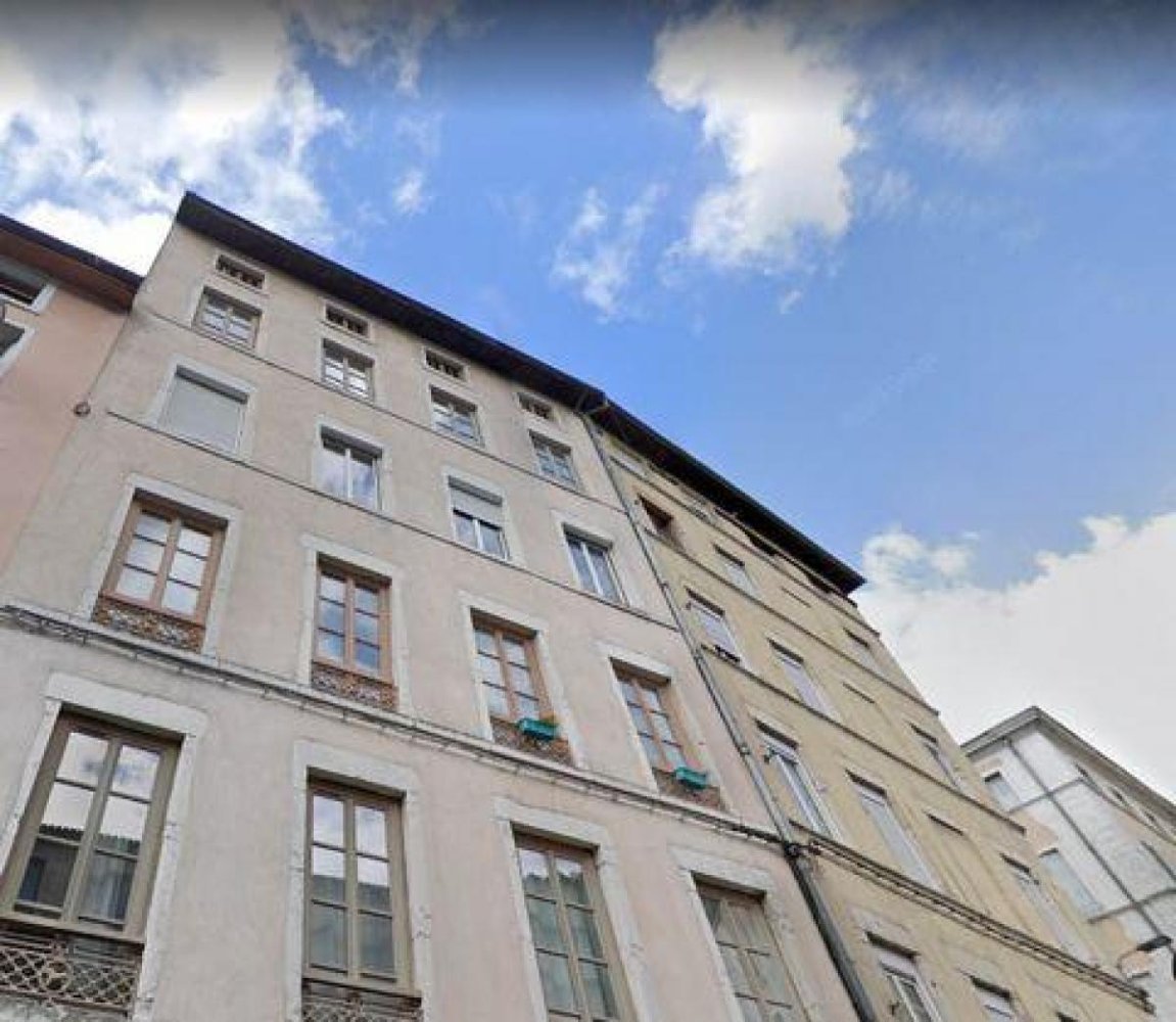 2 bedrooms Condo in Vienne, France No. 29663