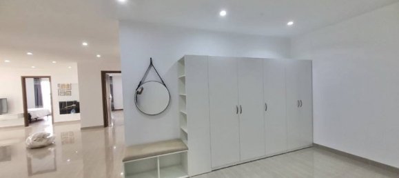 3 bedrooms Apartment in Tay Ho, Vietnam No. 489 7