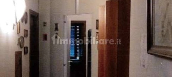 3 Schlafzimmer Haus in Como, Italy, Nr. 277022 3