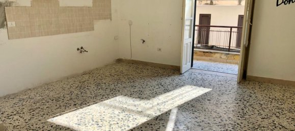 4 rooms Apartment in Casteldaccia, Italy No. 103753 14