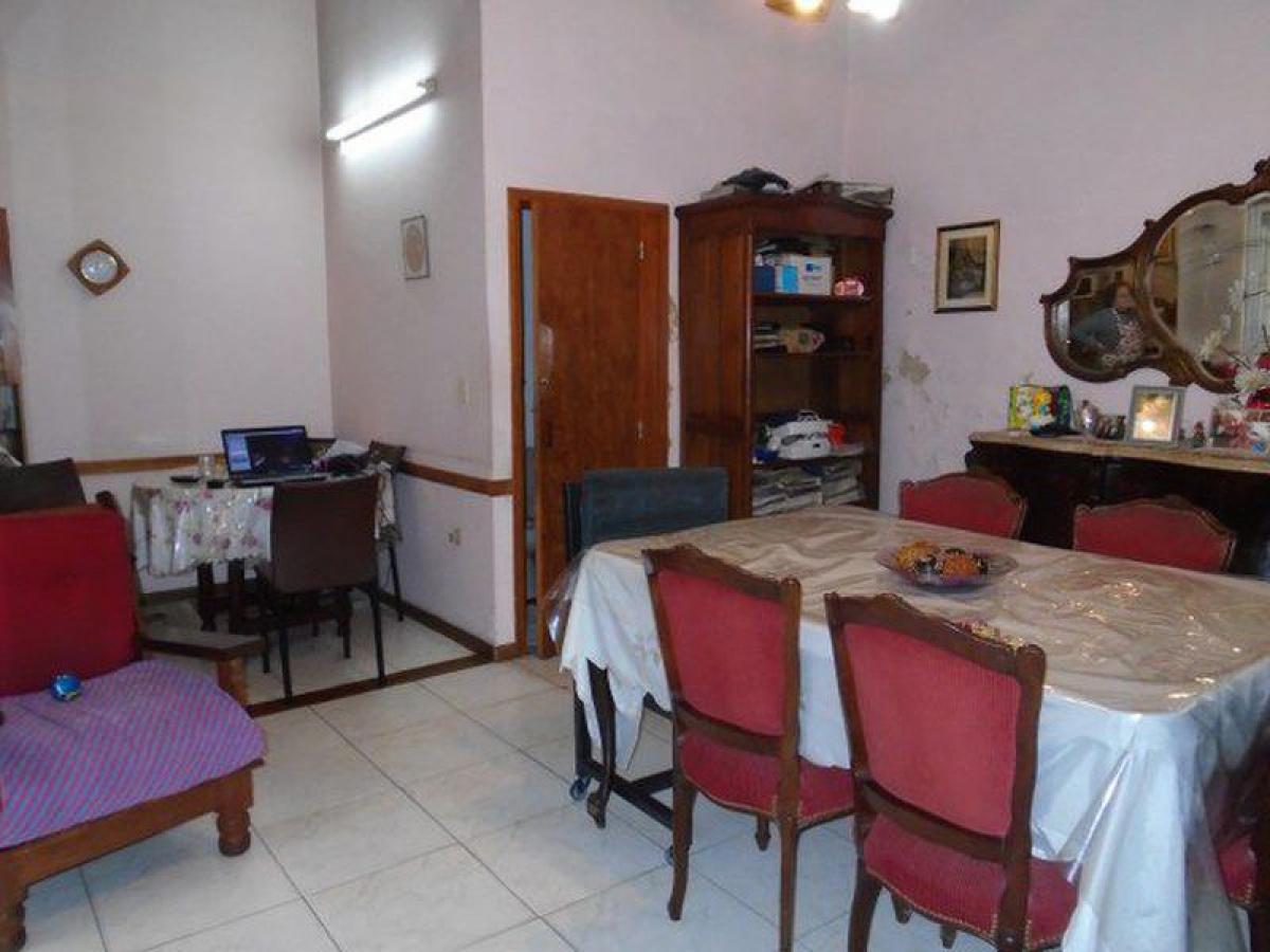 3 bedrooms House in Buenos Aires, Argentina No. 76681