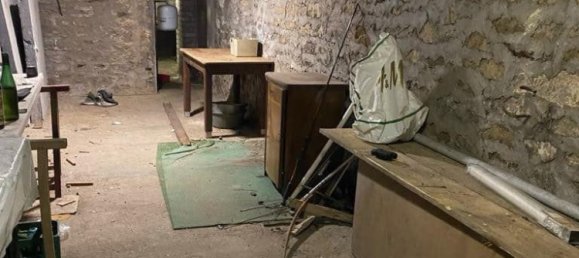 4 chambres Maison à Thil, France No. 47130 37