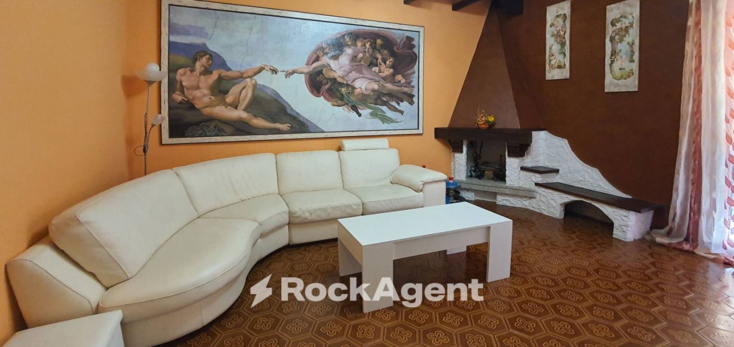 Villa T2 em Mede, Italy N.º 295757