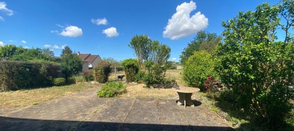 4 bedrooms House in Richelieu, France No. 268001 11