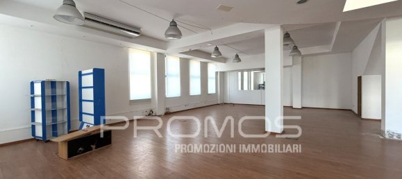 1800m² Warehouse in Selargius, Italy No. 363696 6