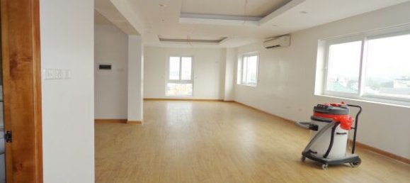 3 bedrooms Apartment in Hoan Kiem, Vietnam No. 6824 3