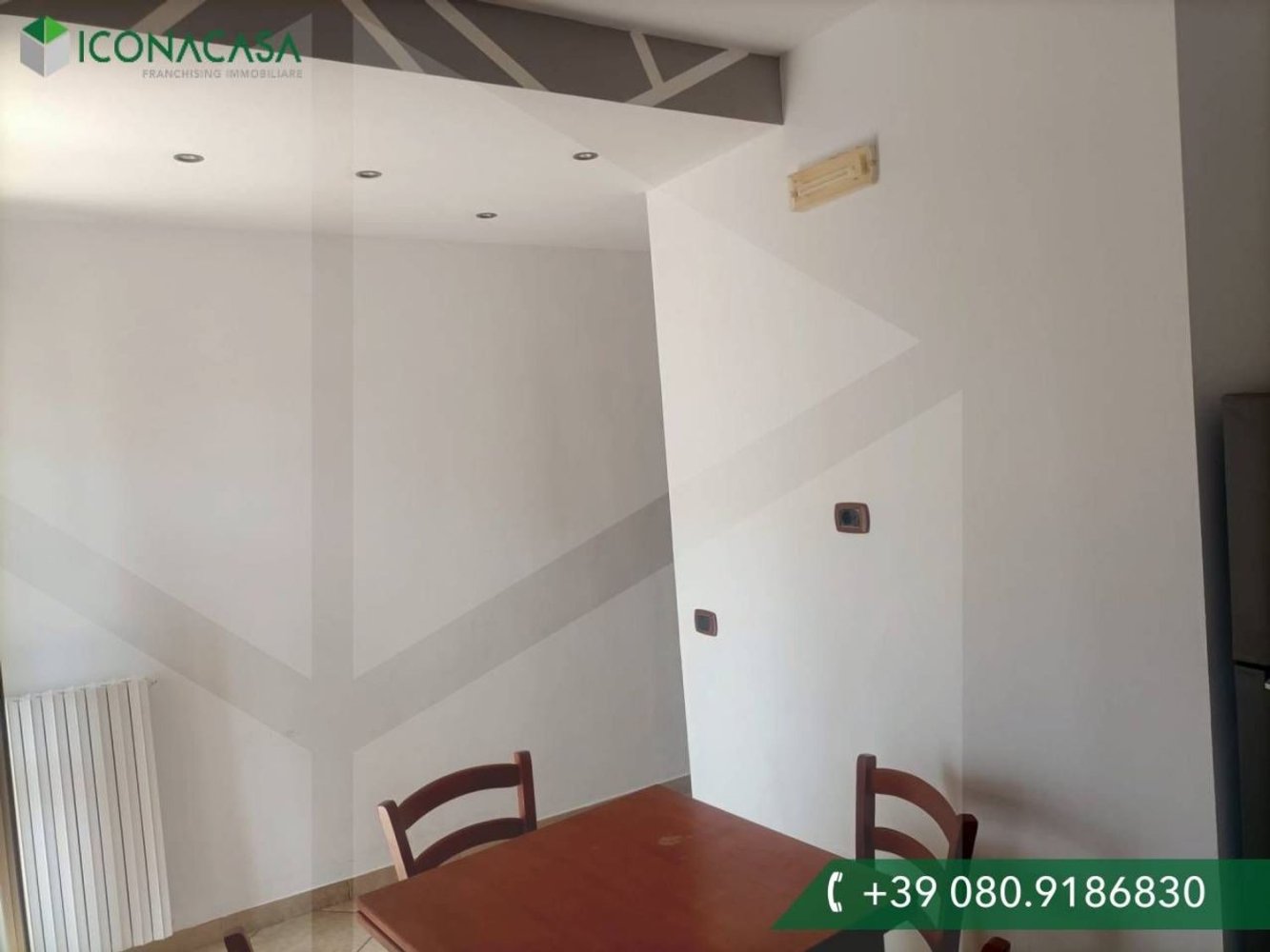 Apartamento de 3 divisões em Bari, Italy N.º 17224