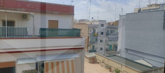 Apartamento de 3 divisões em Bari, Italy N.º 17224 8