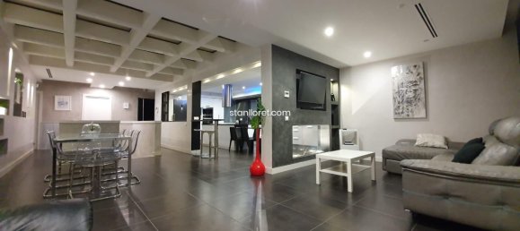 5 bedrooms Villa in Girona, Spain No. 14834 29