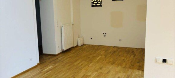 4-salle Appartement à Eggenberg, Austria No. 121317 19