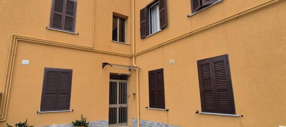 Квартира с 3 комнатами в Анцио, Италия № 40999 2