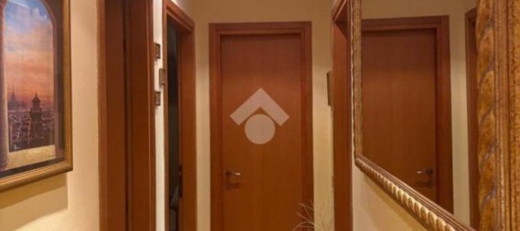 3 bedrooms Apartment in Milan, Italy No. 282304 13