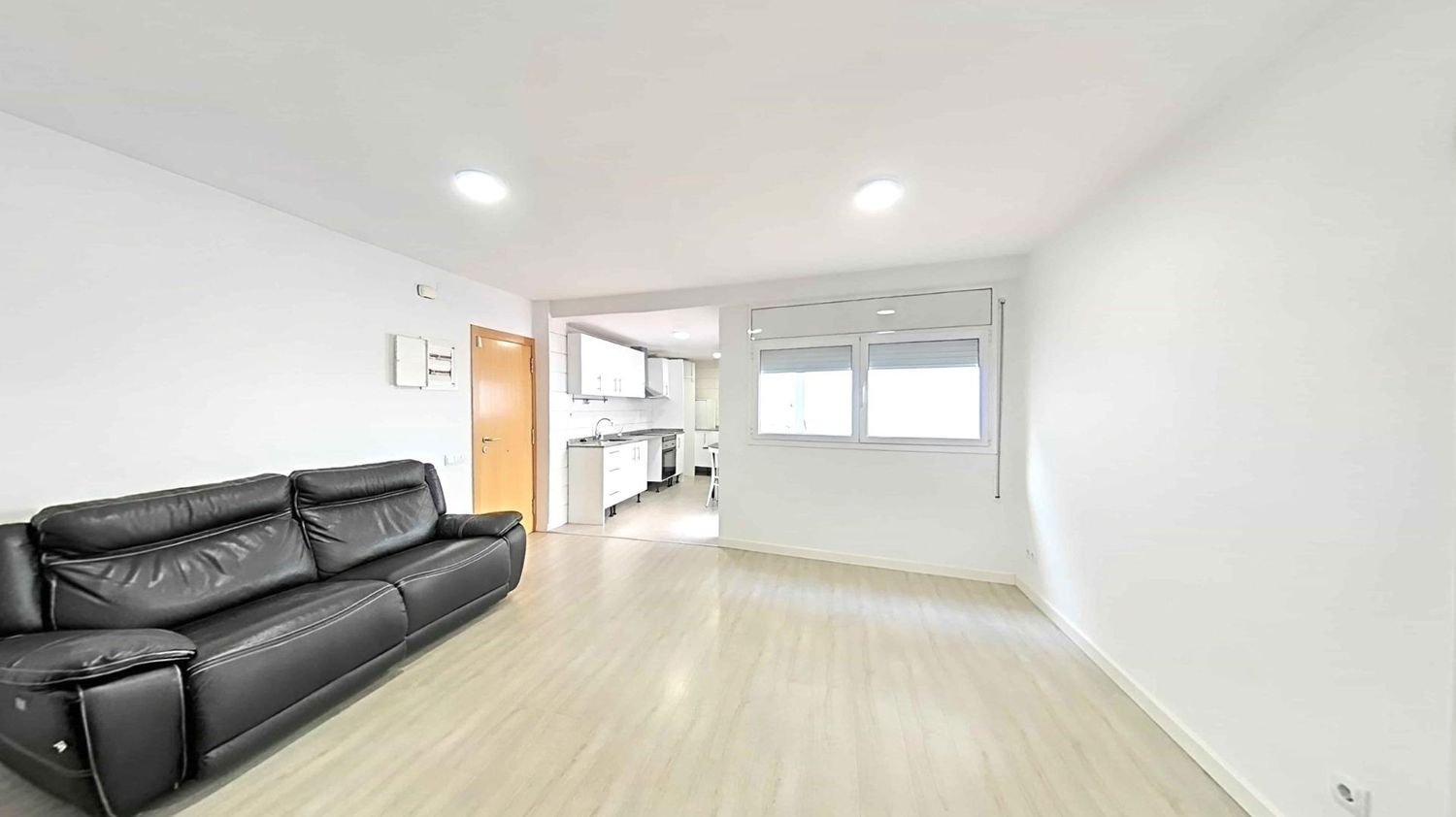 3 bedrooms Apartment in Canovelles, Spain No. 217170