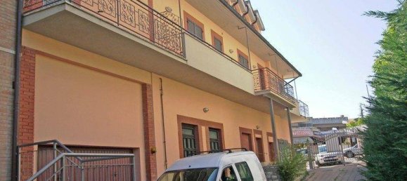 1 bedroom Apartment in Sinalunga, Italy No. 87761 4