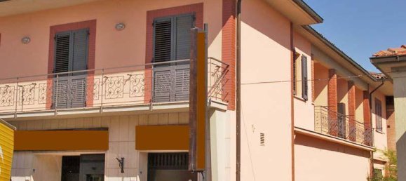 1 bedroom Apartment in Sinalunga, Italy No. 87761 9