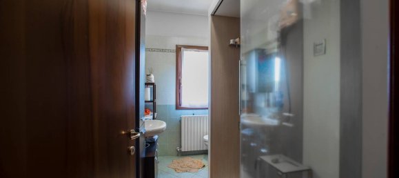 5غرفة منزل في Correggio, Italy رقم 24919 9