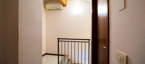 5غرفة منزل في Correggio, Italy رقم 24919 3