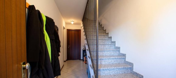 5غرفة منزل في Correggio, Italy رقم 24919 26