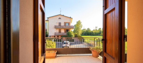 5غرفة منزل في Correggio, Italy رقم 24919 33