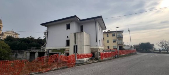 5 rooms Apartment in Marano di Valpolicella, Italy No. 36765 25