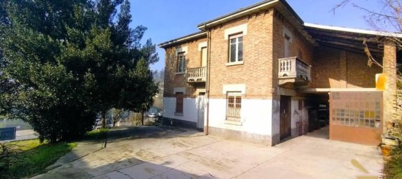 Casa de 5 habitaciónes en Montechiaro d'Asti, Italy No. 137622 5