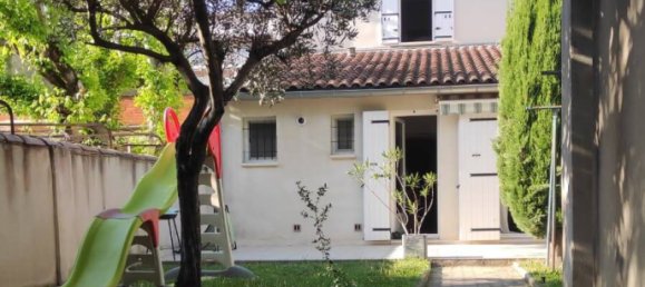 2 bedrooms Villa in Avignon, France No. 329343 3