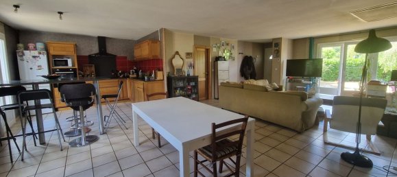 Casa de 3 dormitorios en Cestas, France No. 294594 3