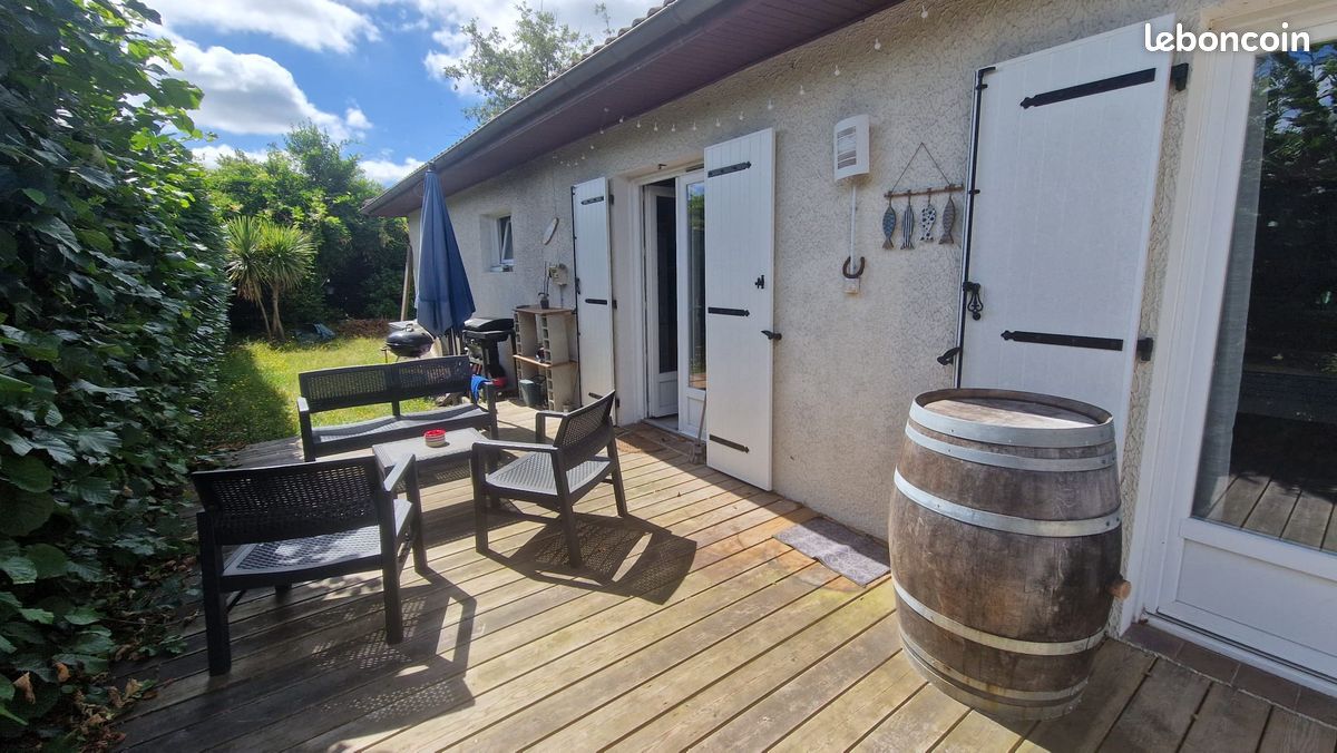 Casa de 3 dormitorios en Cestas, France No. 294594