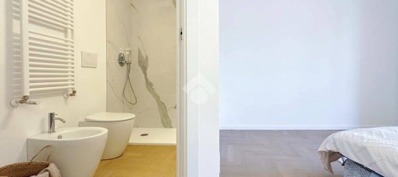 2 bedrooms Apartment in Milan, Italy No. 340484 12