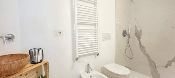 2 bedrooms Apartment in Milan, Italy No. 340484 13