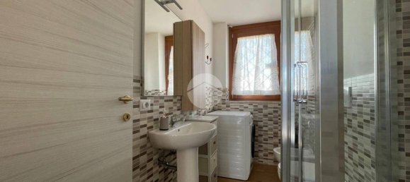 2 bedrooms Apartment in Rome, Italy No. 77766 18