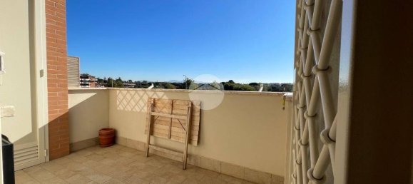 2 bedrooms Apartment in Rome, Italy No. 77766 4