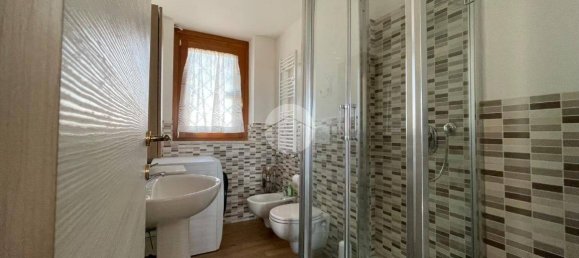 2 bedrooms Apartment in Rome, Italy No. 77766 17