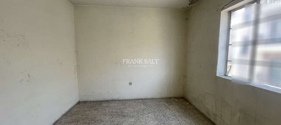 2 bedrooms Maisonette in Santa Venera, Malta No. 3070 4