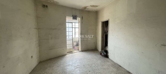 2 bedrooms Maisonette in Santa Venera, Malta No. 3070 5