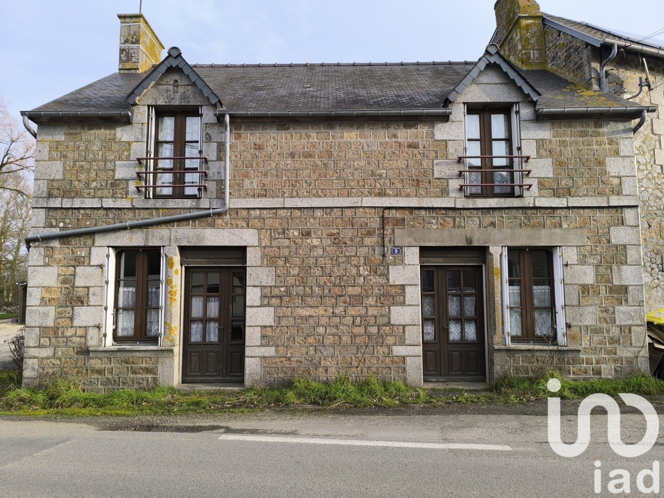 3-salle Maison à Parigné, France No. 195606