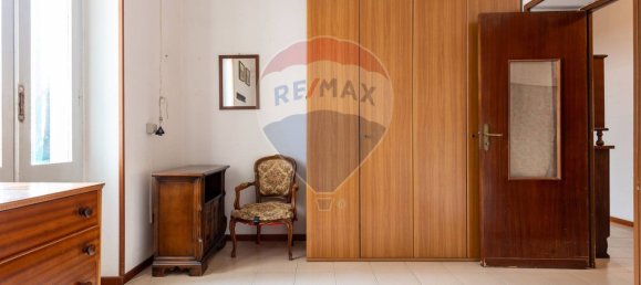 3 bedrooms Apartment in Cagliari, Italy No. 308717 8