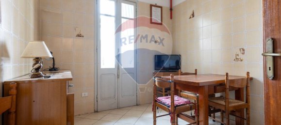 3 bedrooms Apartment in Cagliari, Italy No. 308717 11