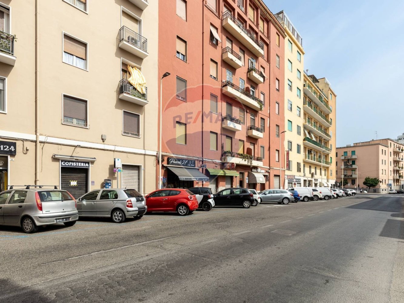 3 bedrooms Apartment in Cagliari, Italy No. 308717