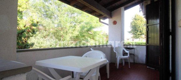 2 bedrooms House in Comacchio, Italy No. 330681 11